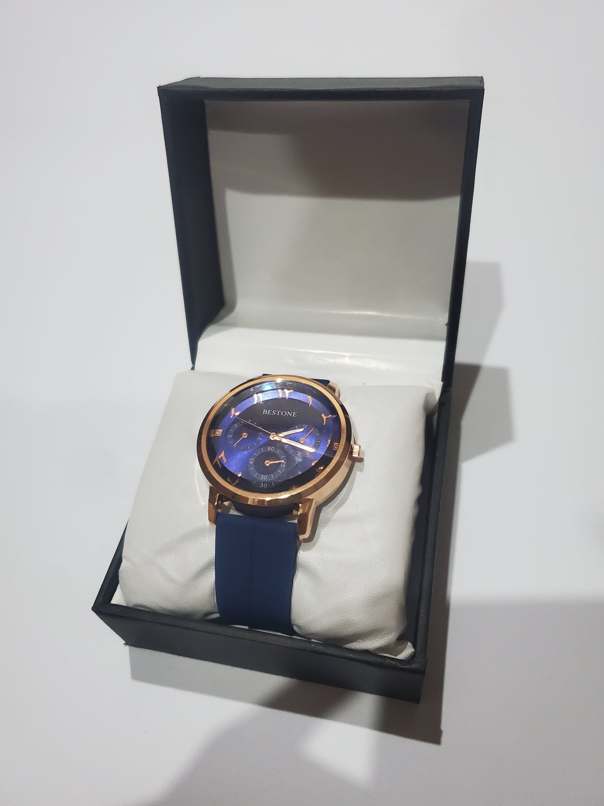 BESTONE Premium Casual Silicone Strap Quartz Watch