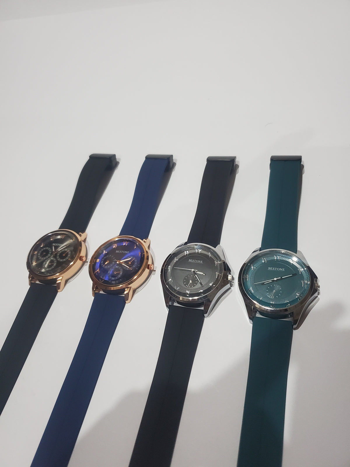 BESTONE Premium Casual Silicone Strap Quartz Watch