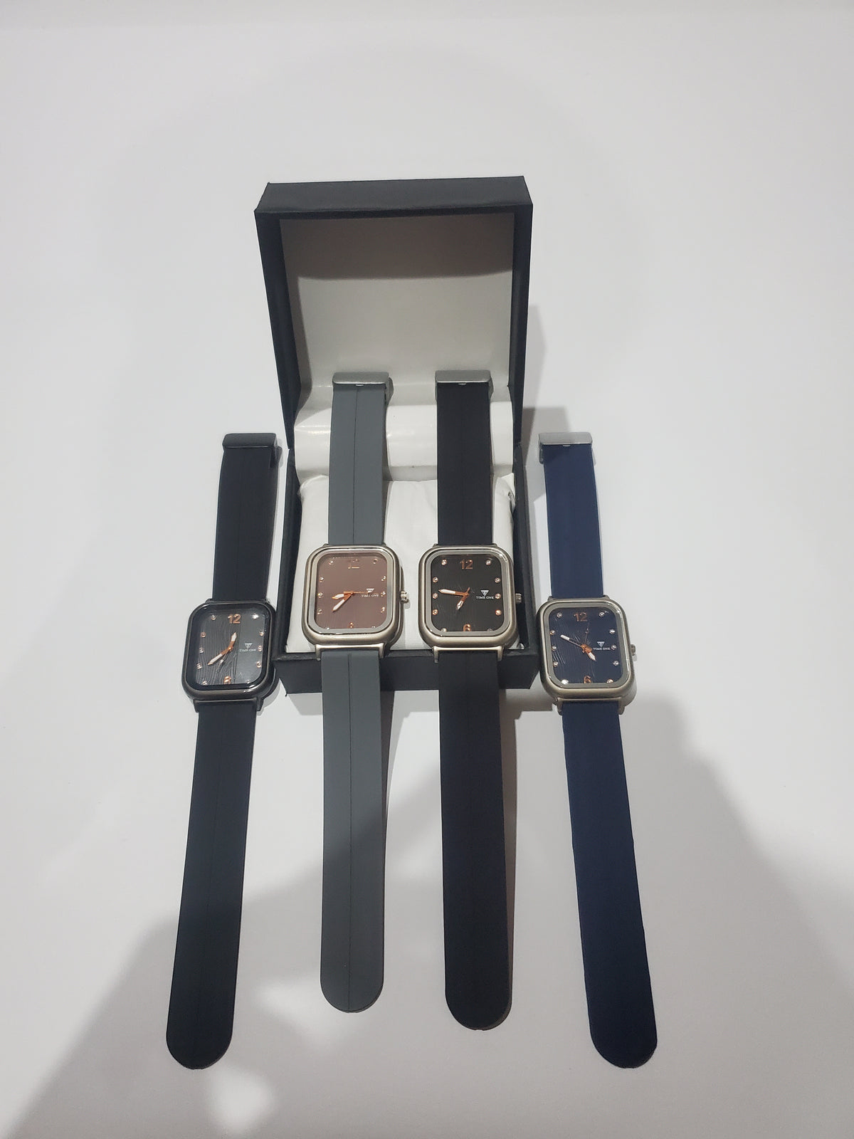 TIME ONE Square Dial Silicone Strap Casual Quartz Watch